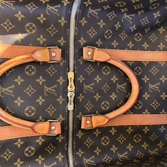 Authentic Louis Vuitton Keepall 60” - Picture 4 of 8